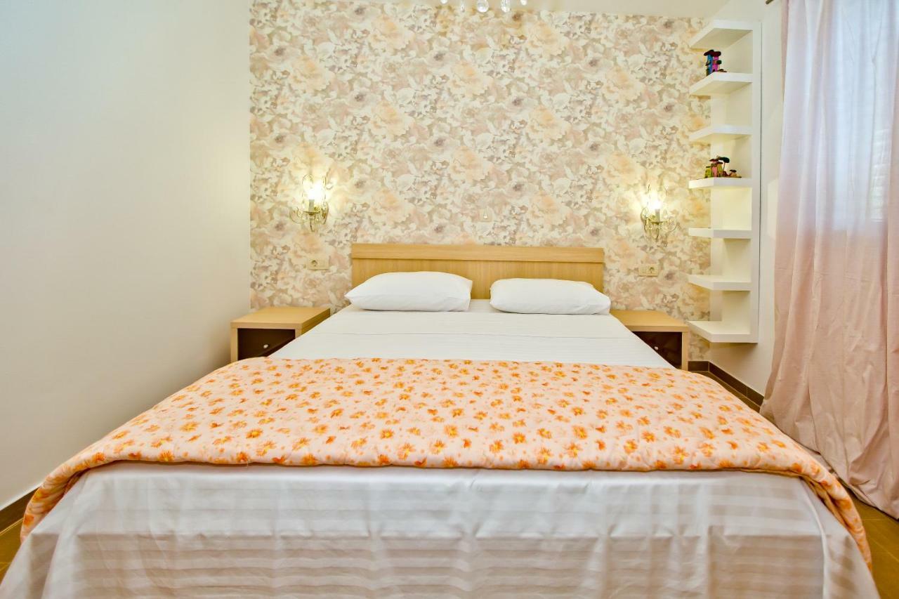 Island Hvar Seaside Villa Levanda With Beach, Pool & Seaview ฮวาร์ ภายนอก รูปภาพ